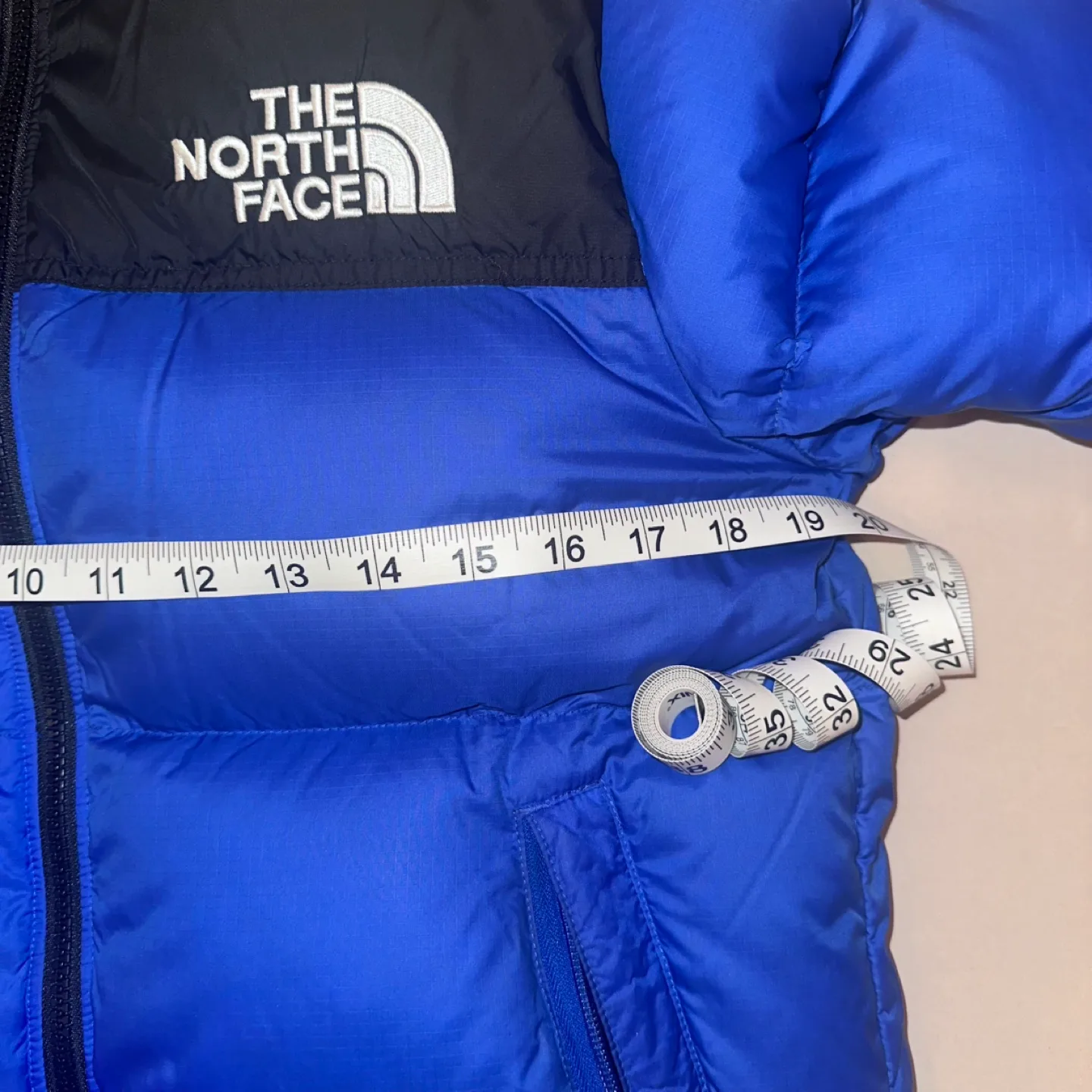 The North Face Nuptse Jacket youth L/women xs-s image indicator(7)