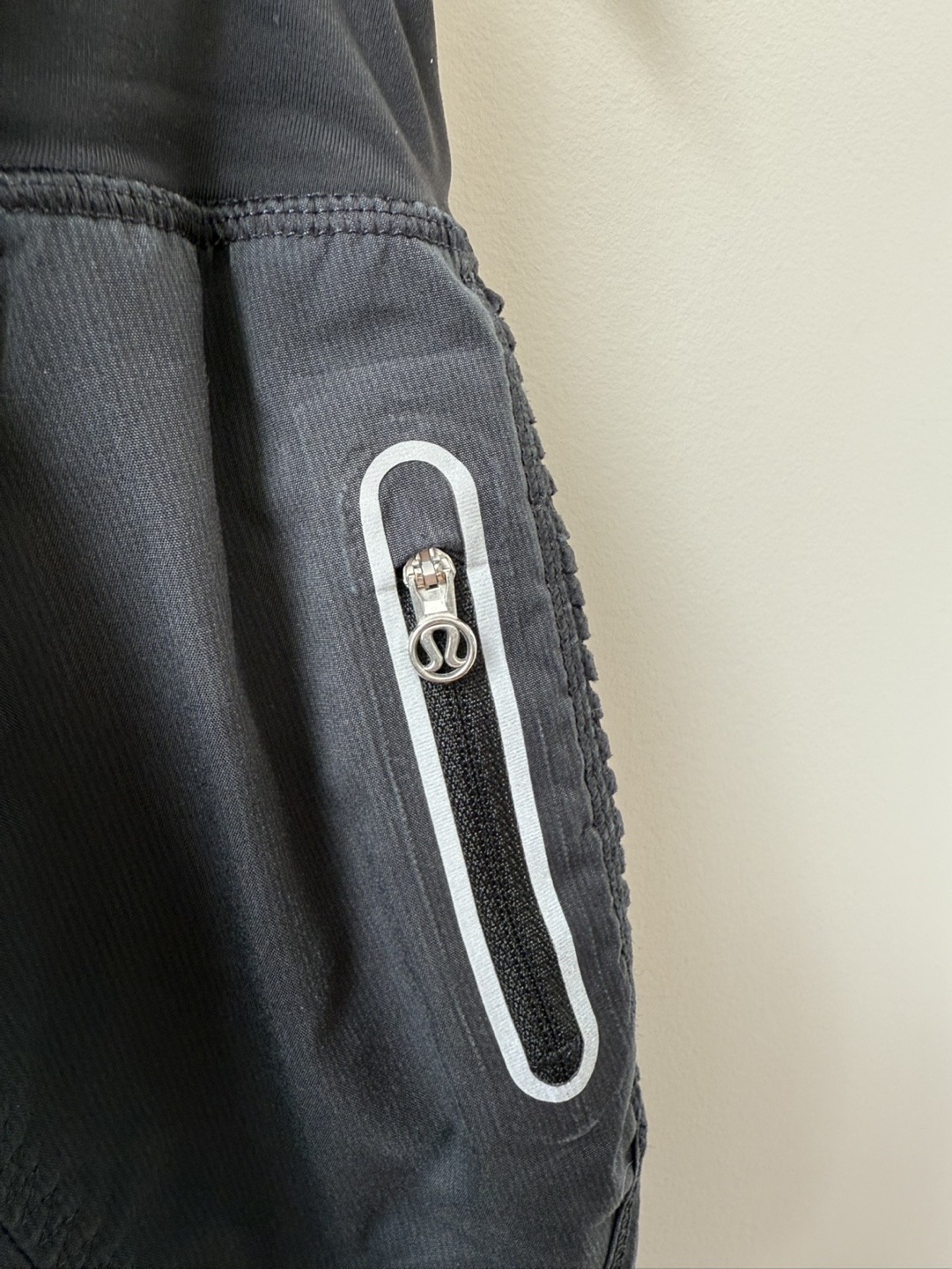 Lululemon Black Run Speed Short size 6 - photo 5