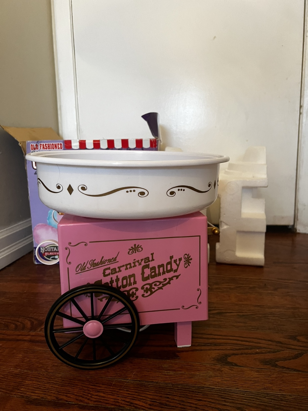 Electrics  Cotton Candy Maker - photo 2