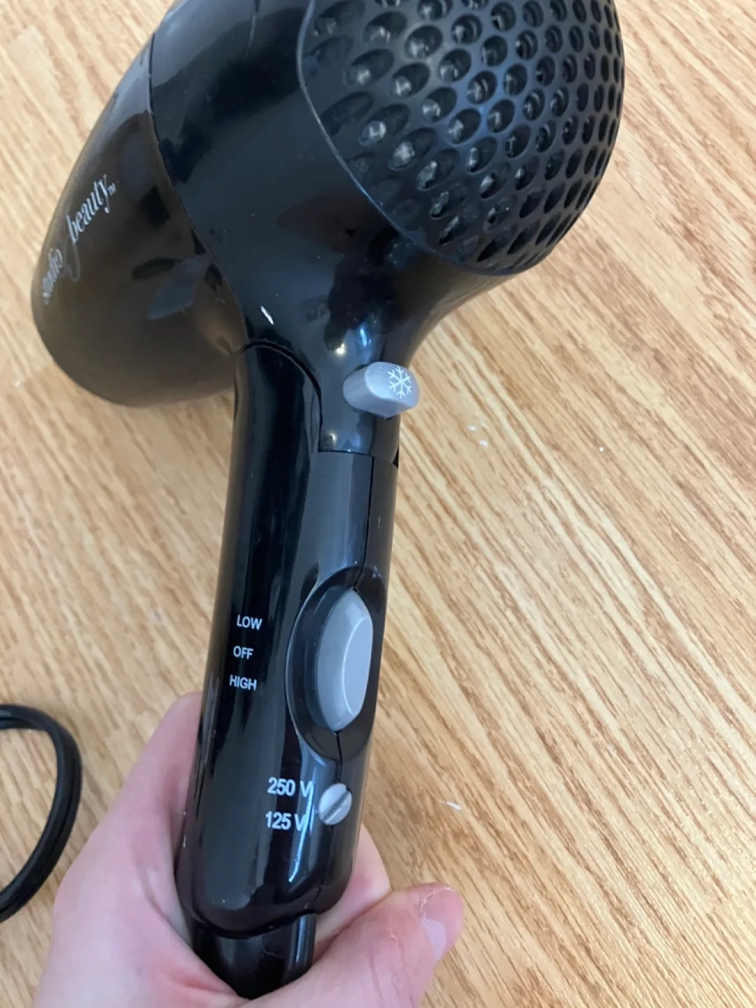 Studio 35 Beauty Hair Dryer image indicator(2)