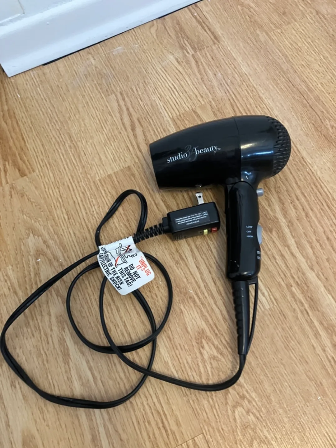 Studio 35 Beauty Hair Dryer image indicator(4)