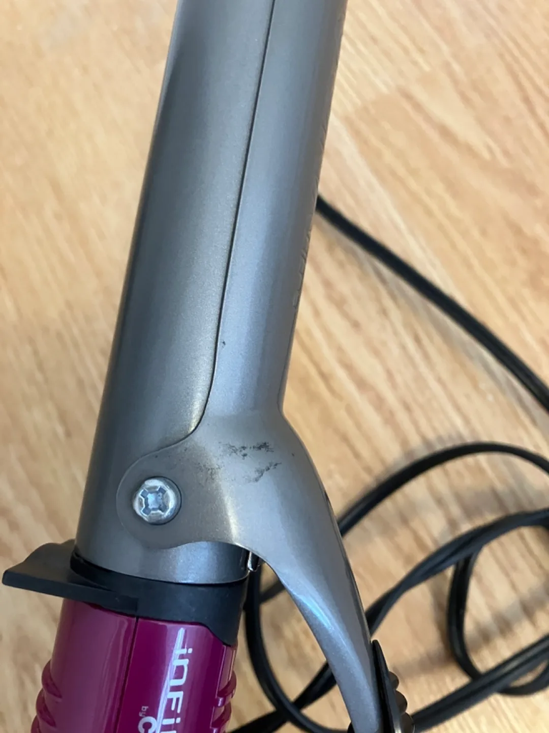 Infiniti Pro by Conair Curling Wand image indicator(3)