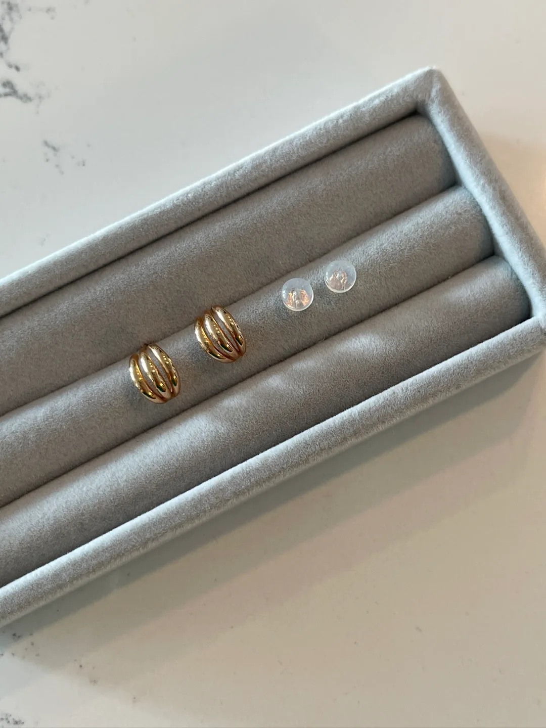 18K Rose Gold Triple Band Stud Earrings image indicator(3)