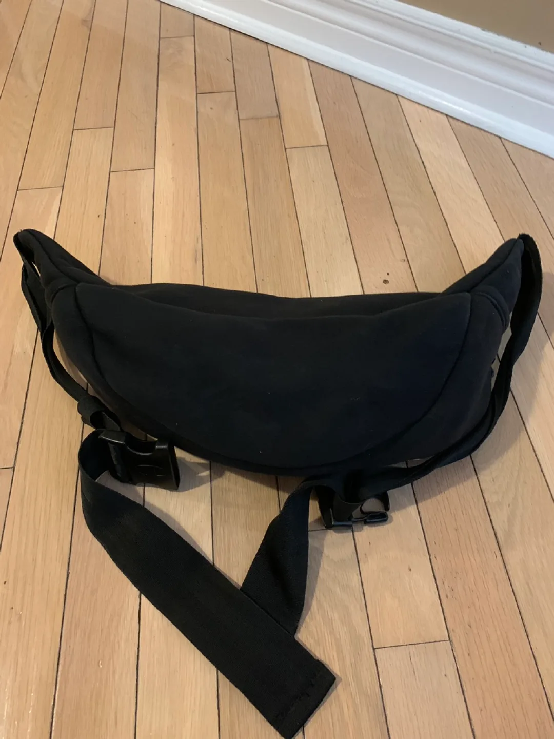 Champion Black Fanny Pack image indicator(2)