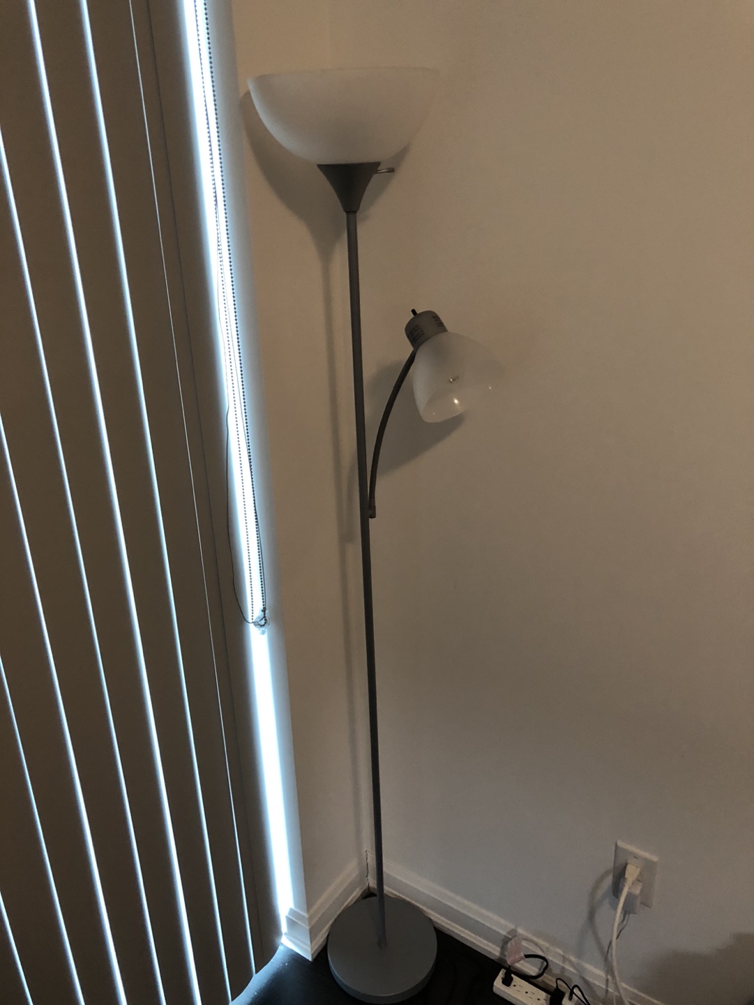 Two-light floor lamp, grey metal, frosted glass shades