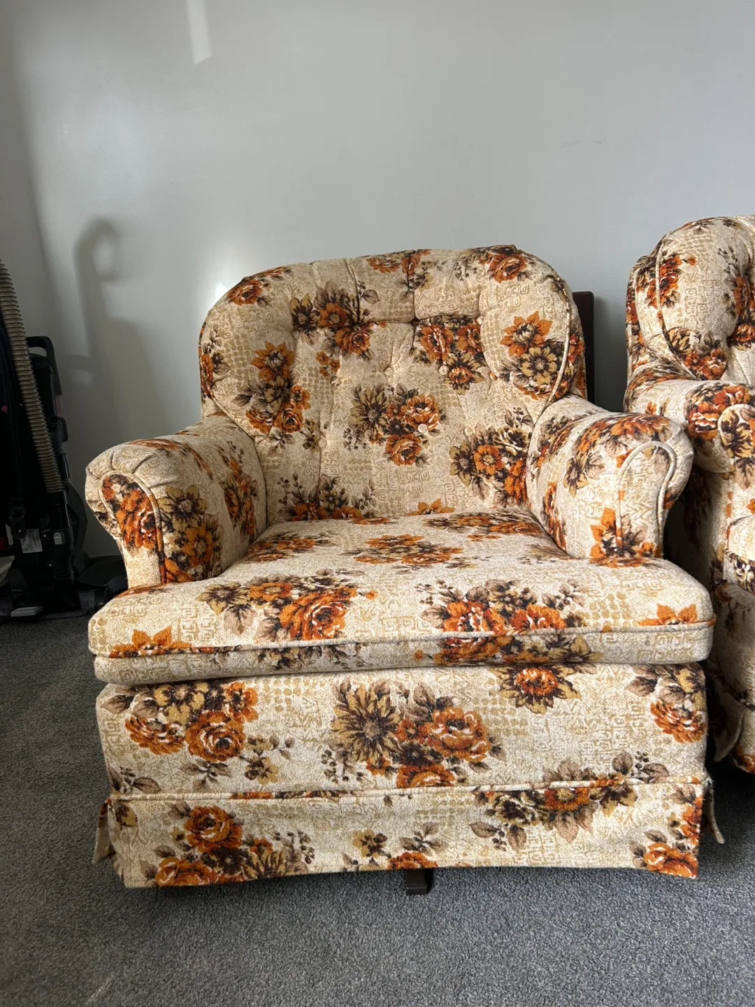 Vintage Floral Sofa and rocking chair image indicator(2)