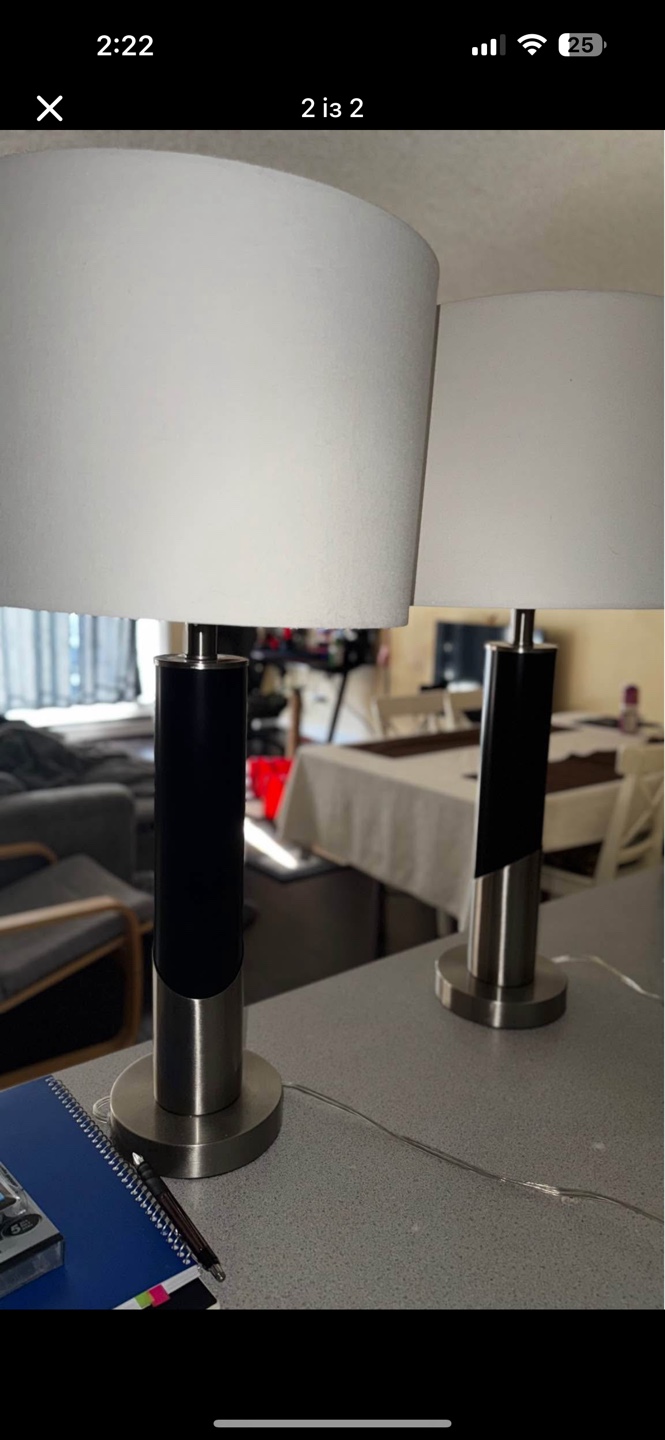 Pair of Modern Table Lamps - photo 2