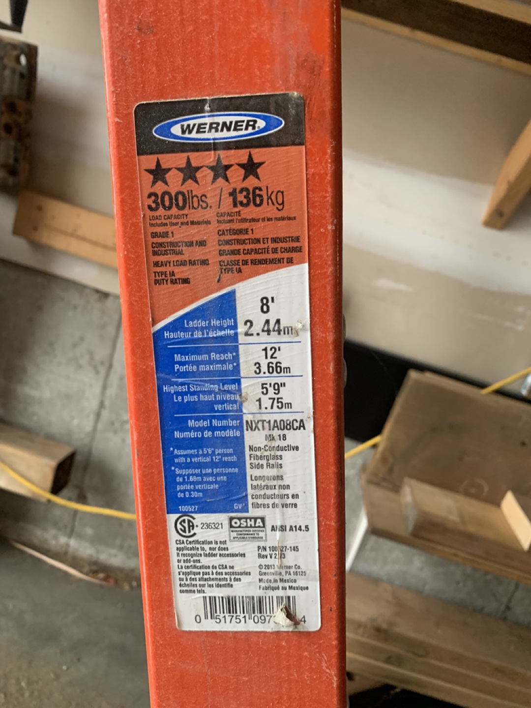 Werner 8ft Fiberglass Ladder - photo 2