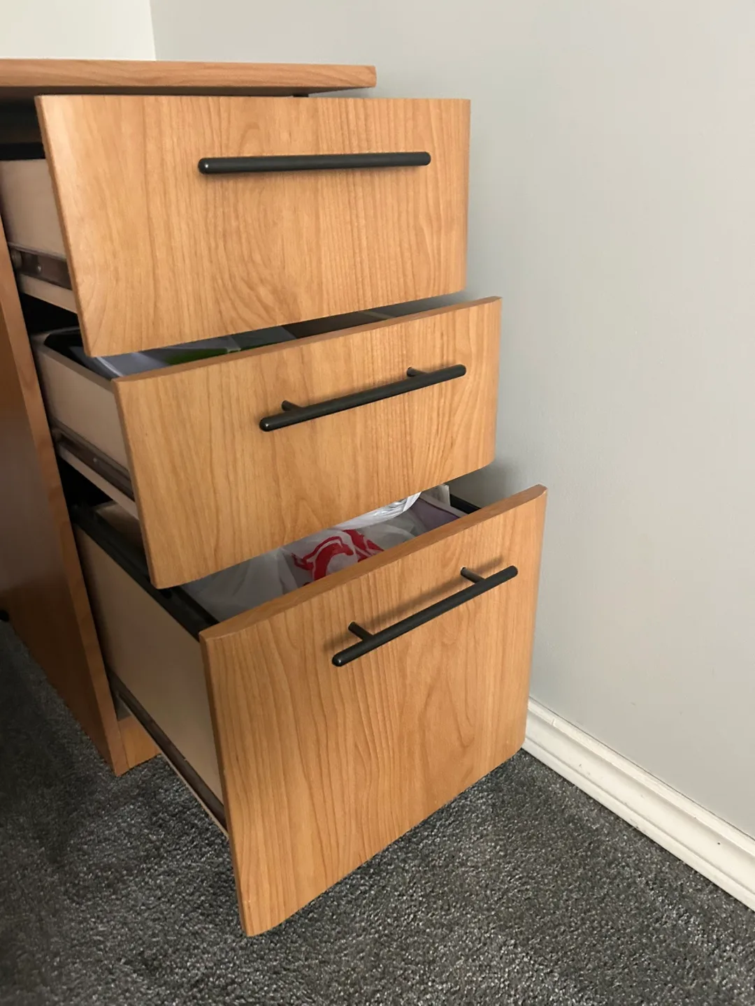 Large Wood Computer Desk with Storage image indicator(6)