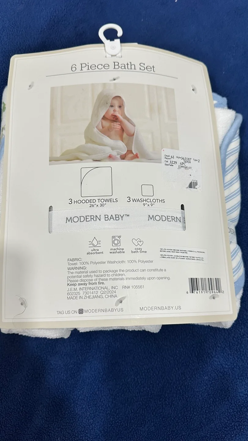 Le Top Bebe & Modern baby 3 Hooded towels  and 3 wash cloths image indicator(2)