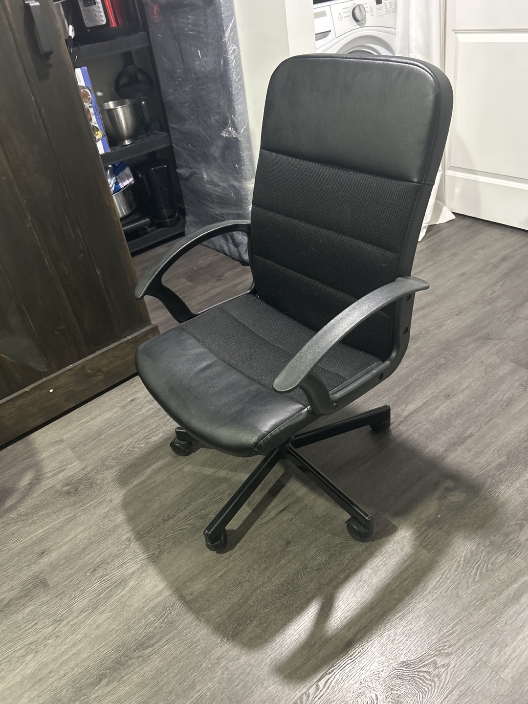 IKEA Black Office Chair - photo 2