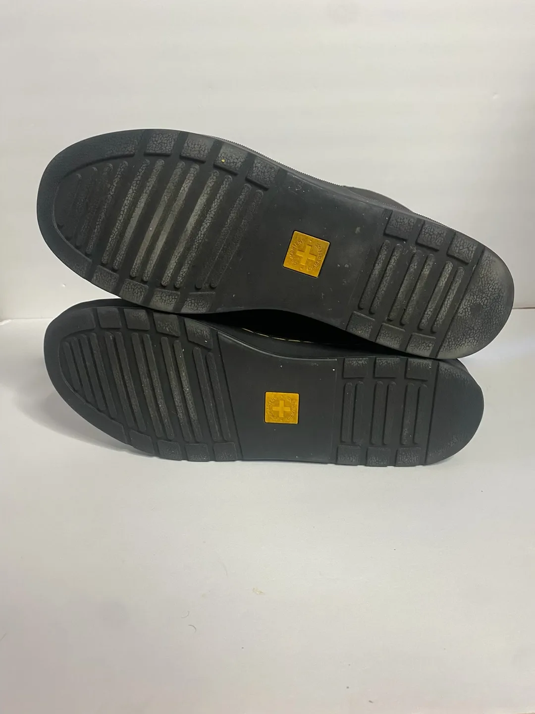 Dr. Martens Men's Black Leather Boots image indicator(4)