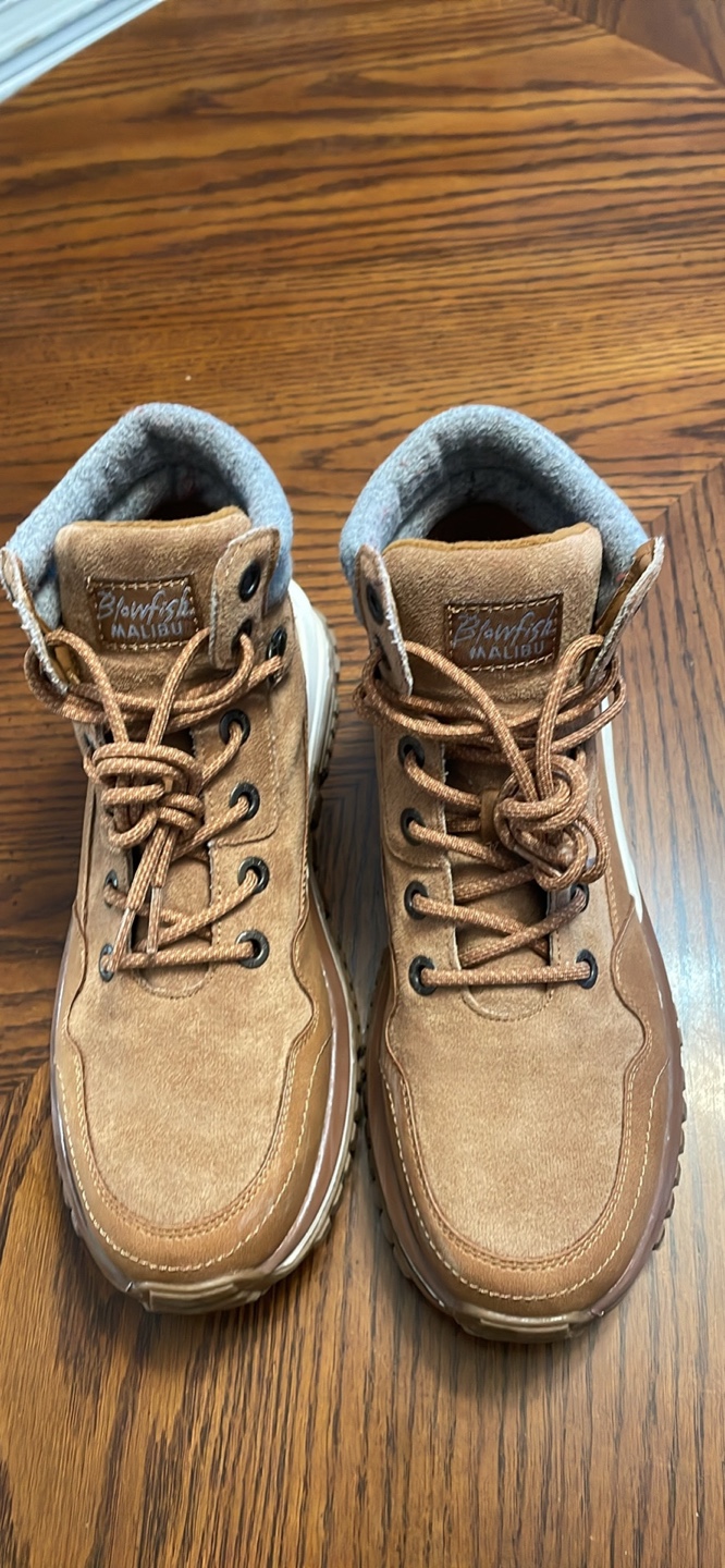 New- Blowfish Malibu ladies boots