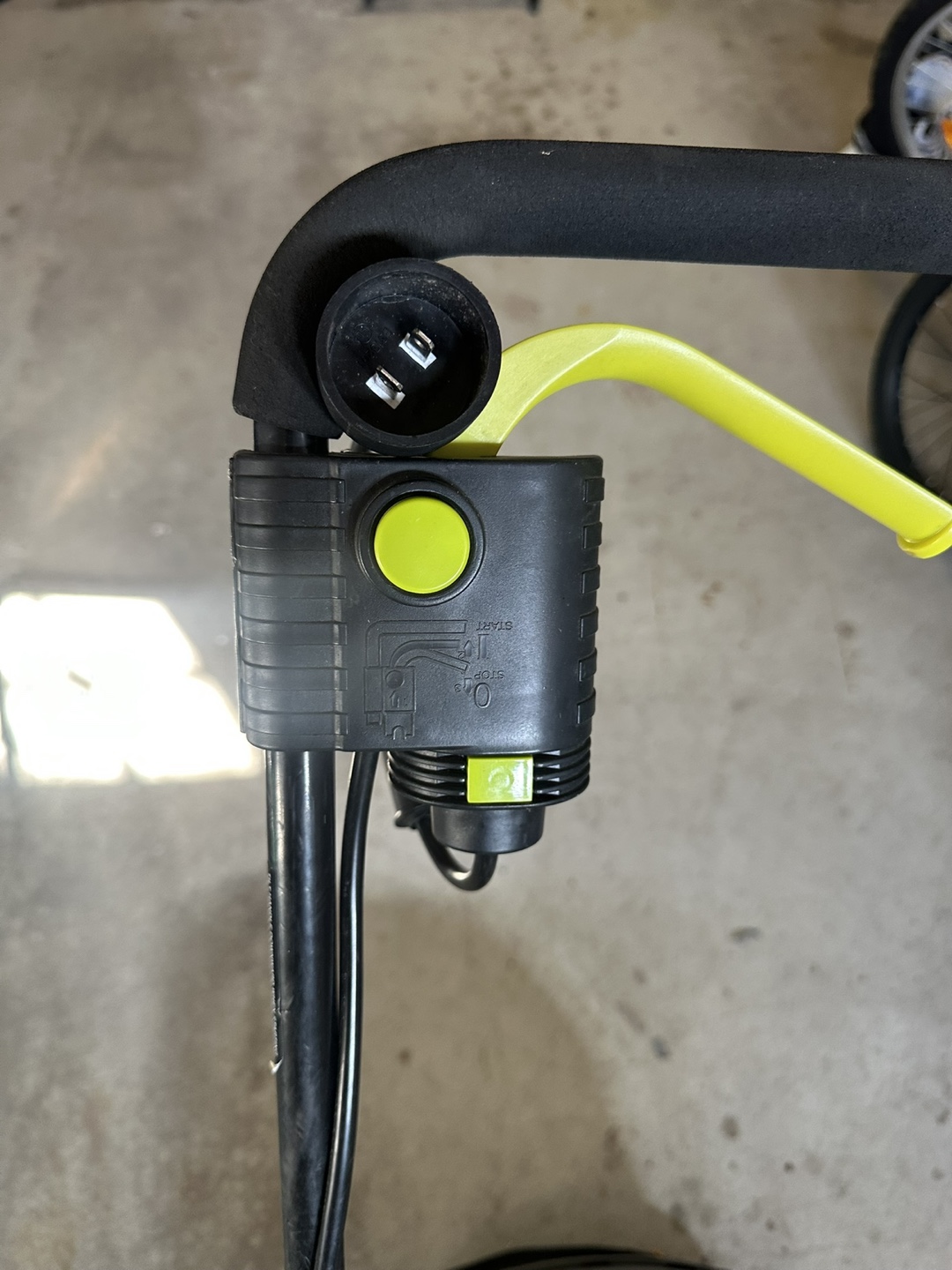 Sun Joe Electric Lawn Mower - photo 3