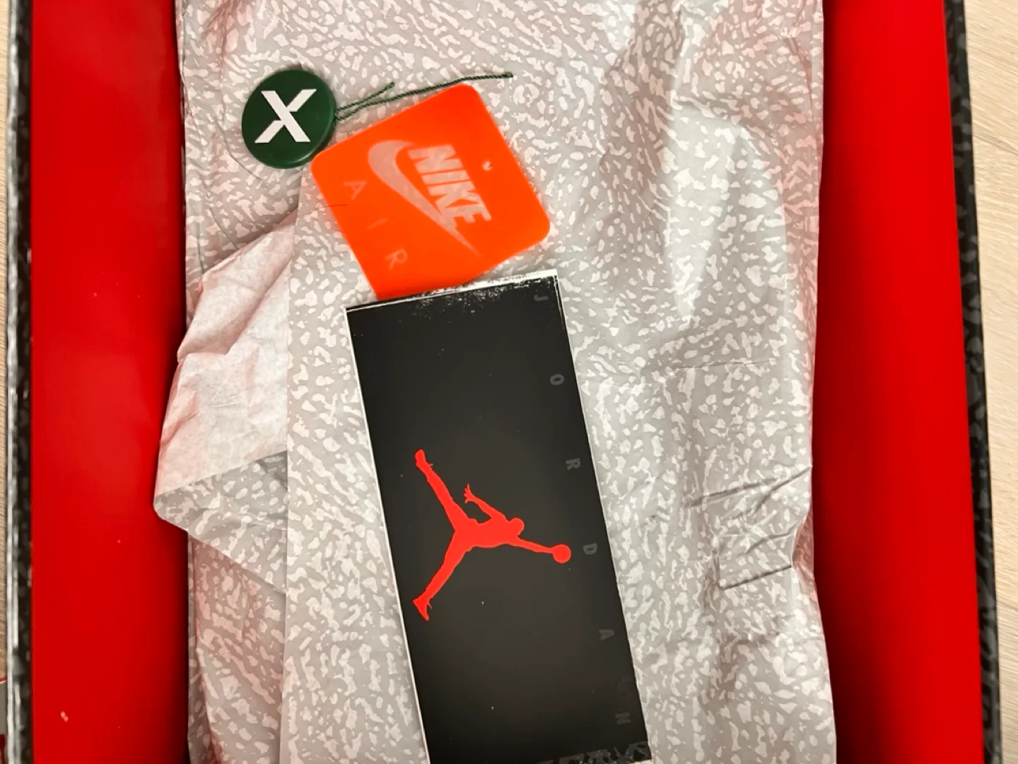 Jordan 3 Retro White Cement Reimagined image indicator(10)