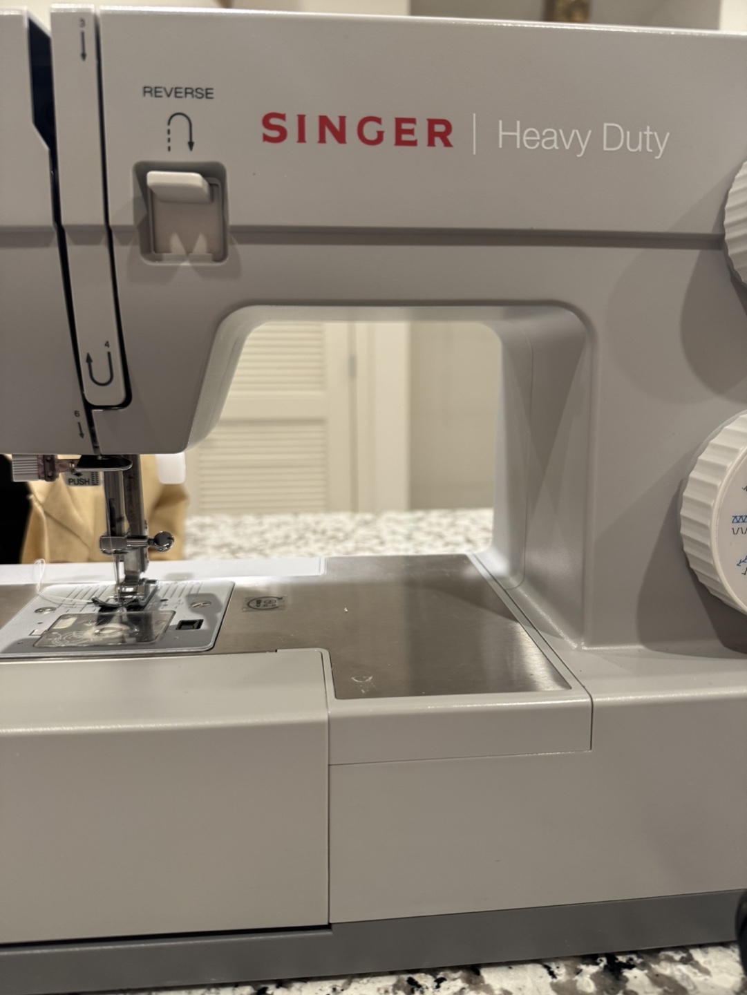 Singer Heavy Duty Sewing Machine - photo 3