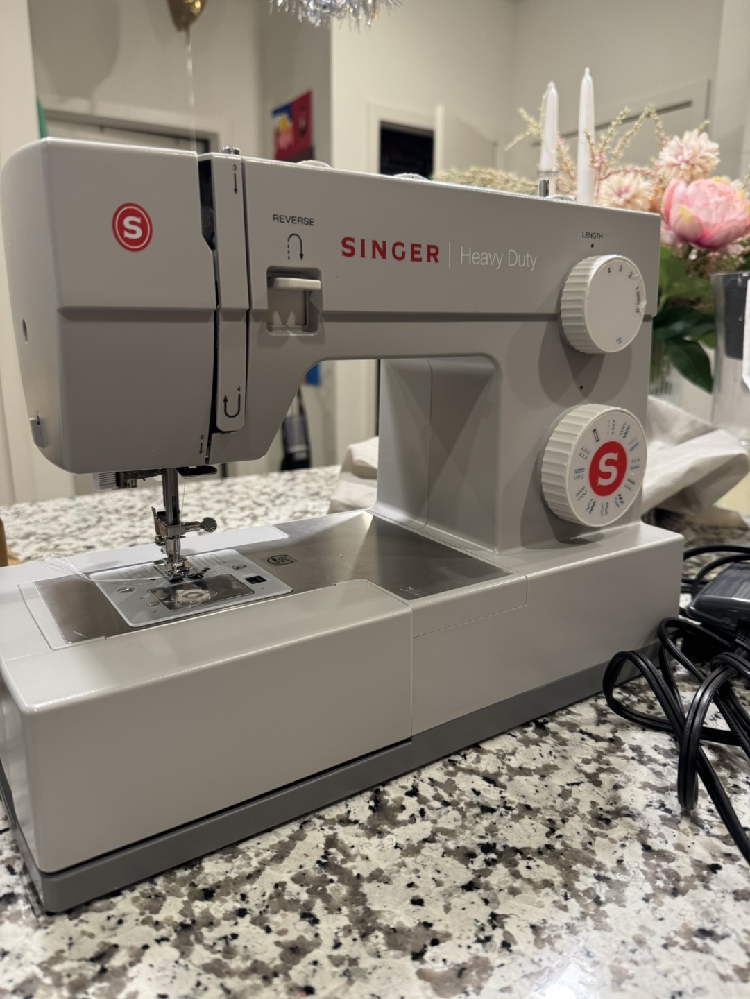 Singer Heavy Duty Sewing Machine - photo 5