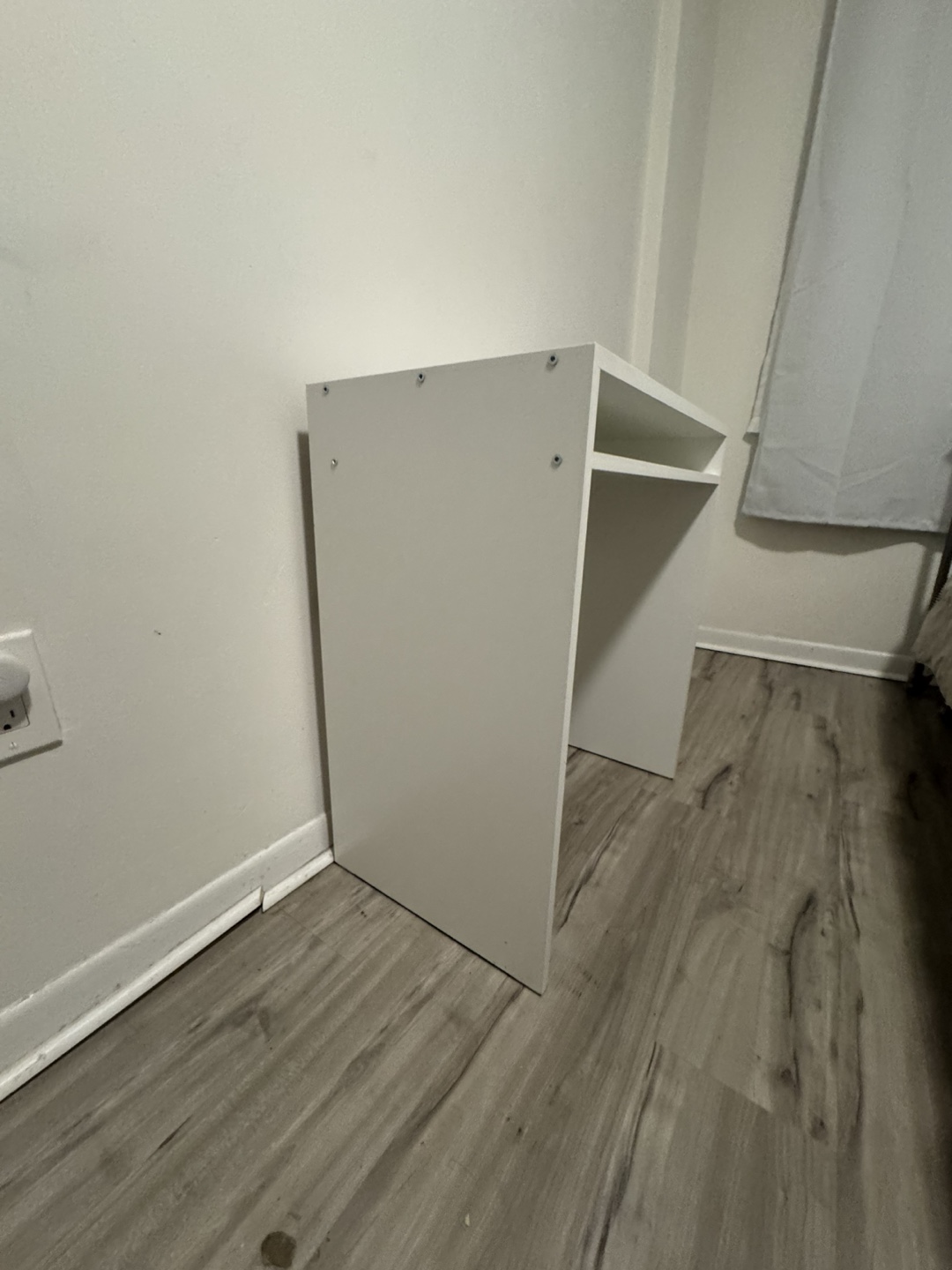 White Computer Desk with Keyboard Tray