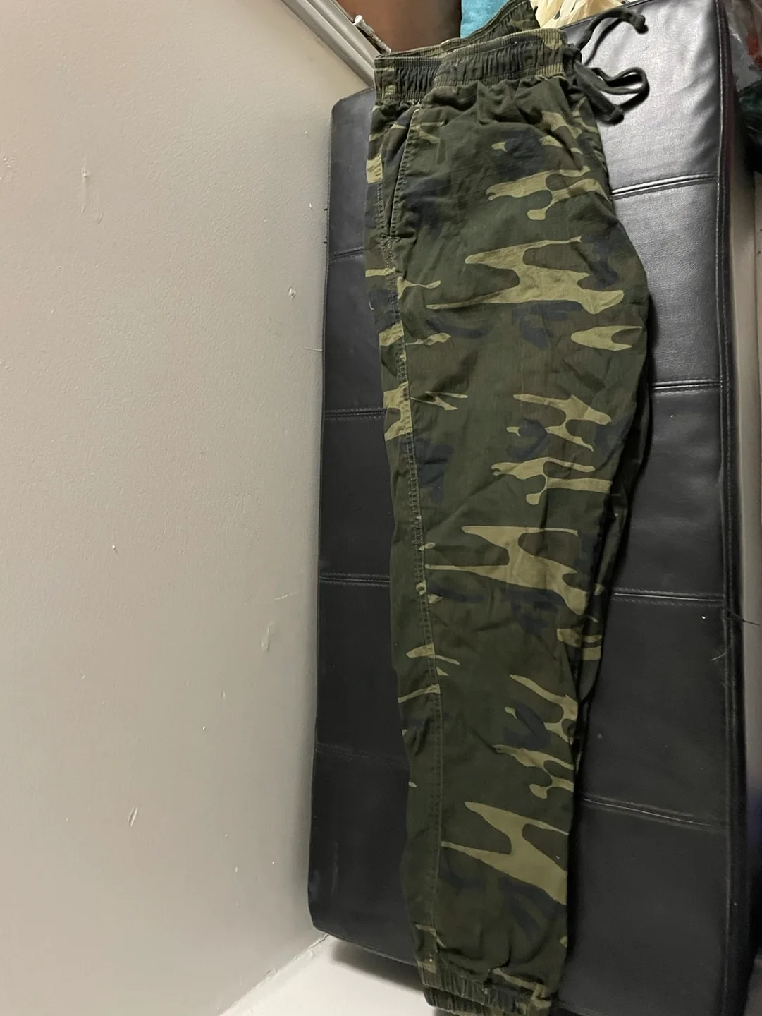 Men’s pants image indicator(2)