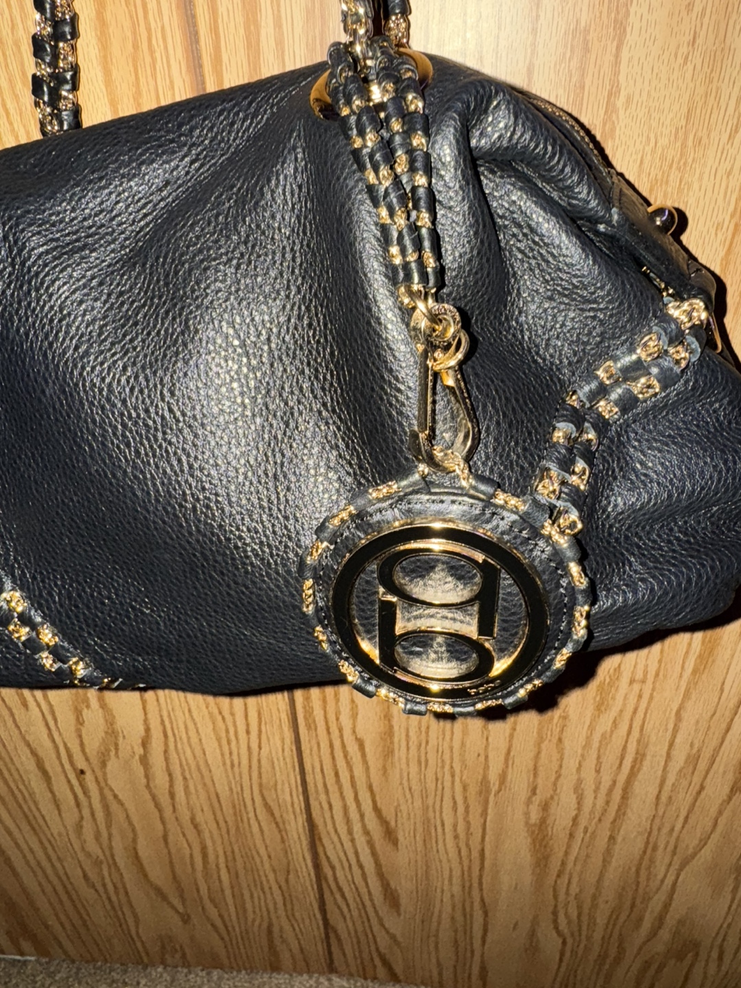 Black Leather Shoulder Bag with Gold Chain Strap - photo 2