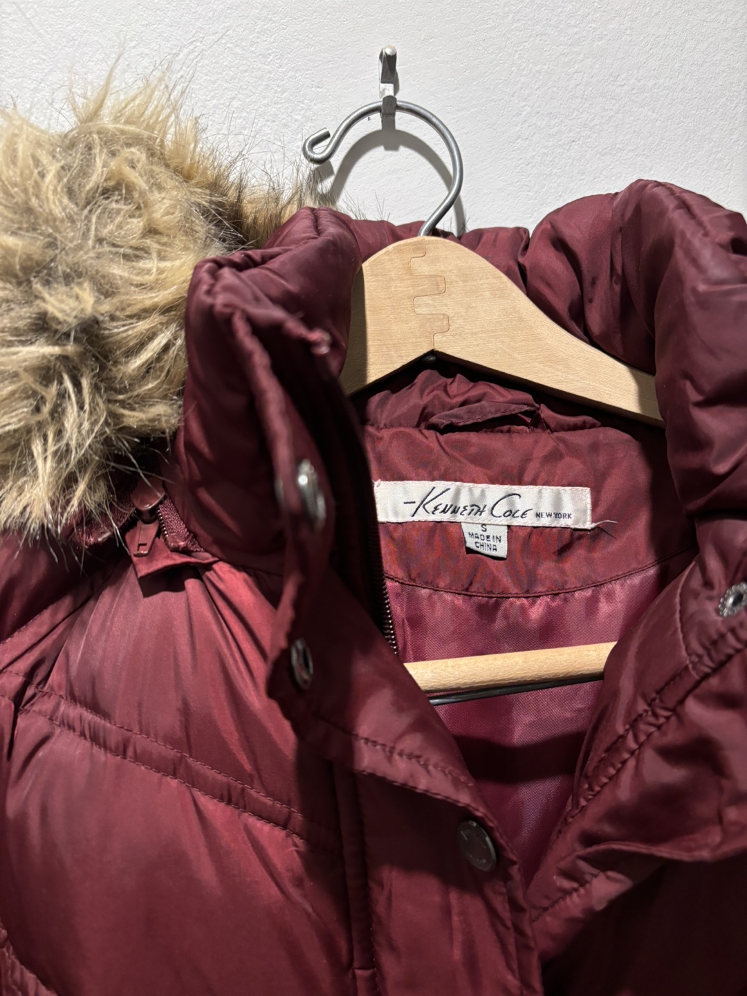 Kenneth Cole Reaction Burgundy Hooded Puffer Down Jacket - photo 3
