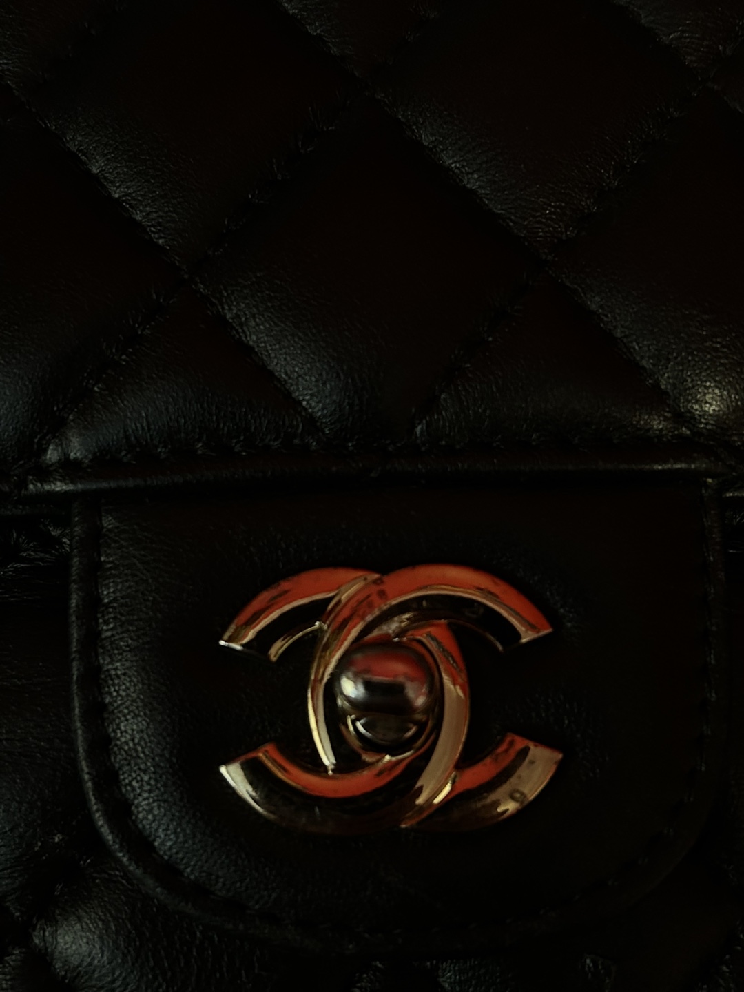 Chanel Classic Double Flap Bag - photo 2