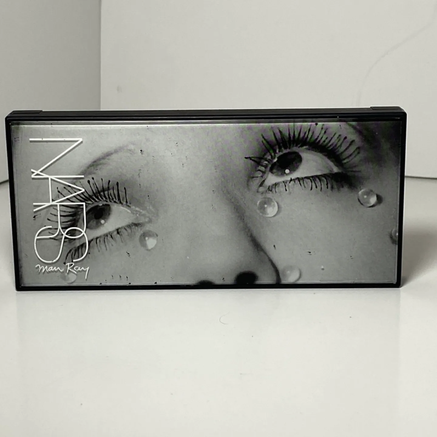 NARS Man Ray Limited Edition Eyeshadow and Blush Palettes image indicator(3)