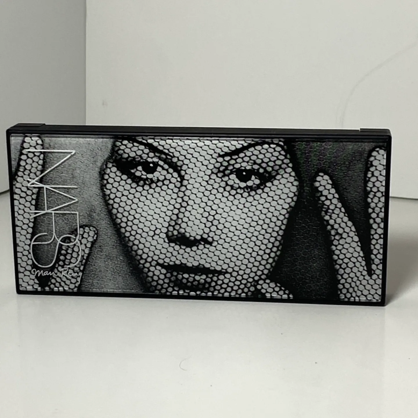 NARS Man Ray Limited Edition Eyeshadow and Blush Palettes image indicator(2)