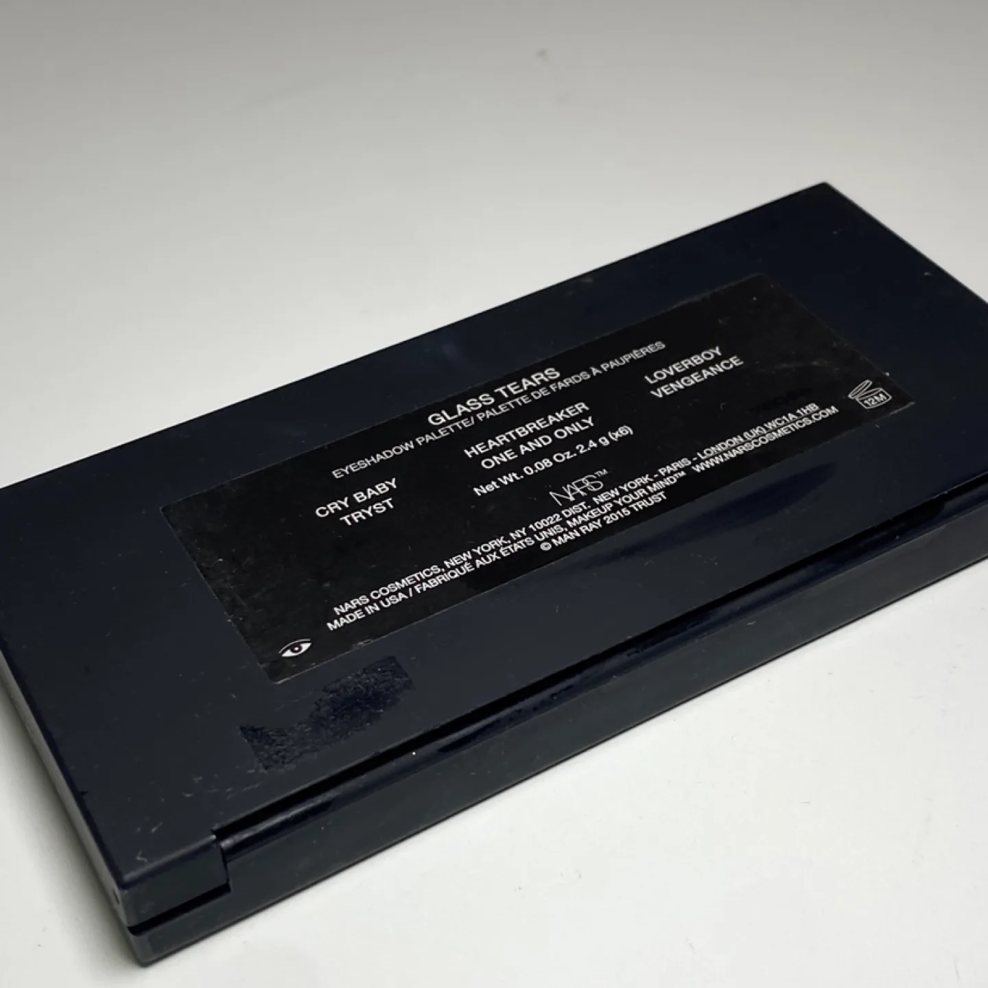 NARS Man Ray Limited Edition Eyeshadow and Blush Palettes image indicator(8)