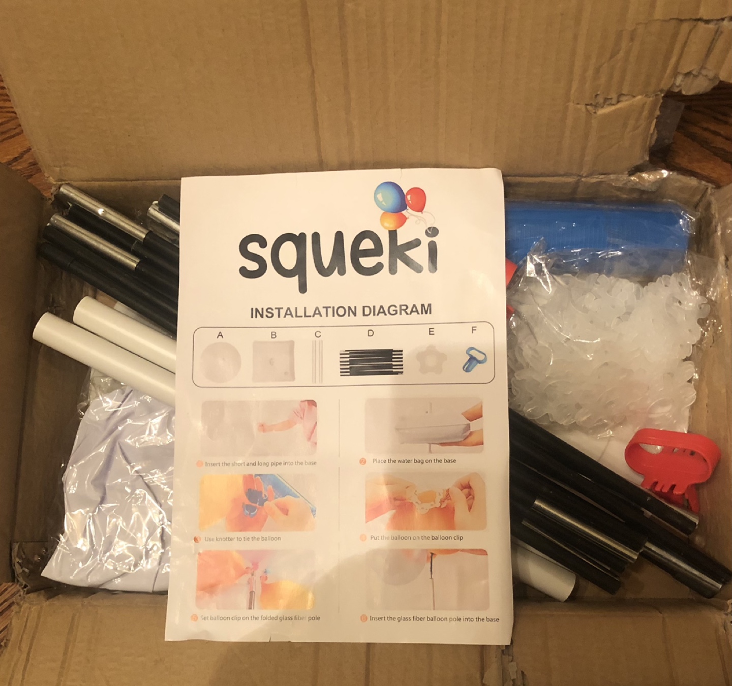 Squeki Balloon Arch Kit - Brand New in box