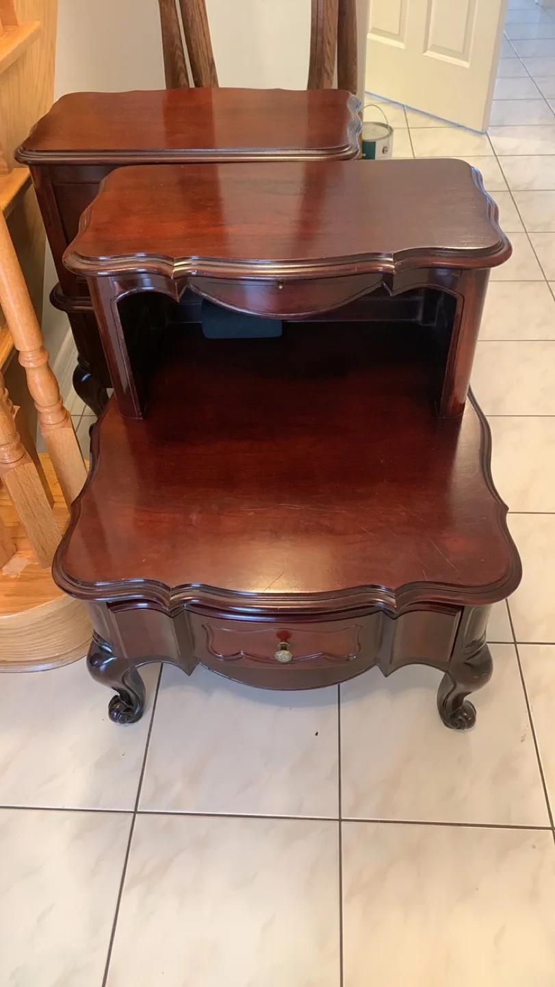 Beautiful Vintage solid Cherry Wood Nightstands image indicator(3)