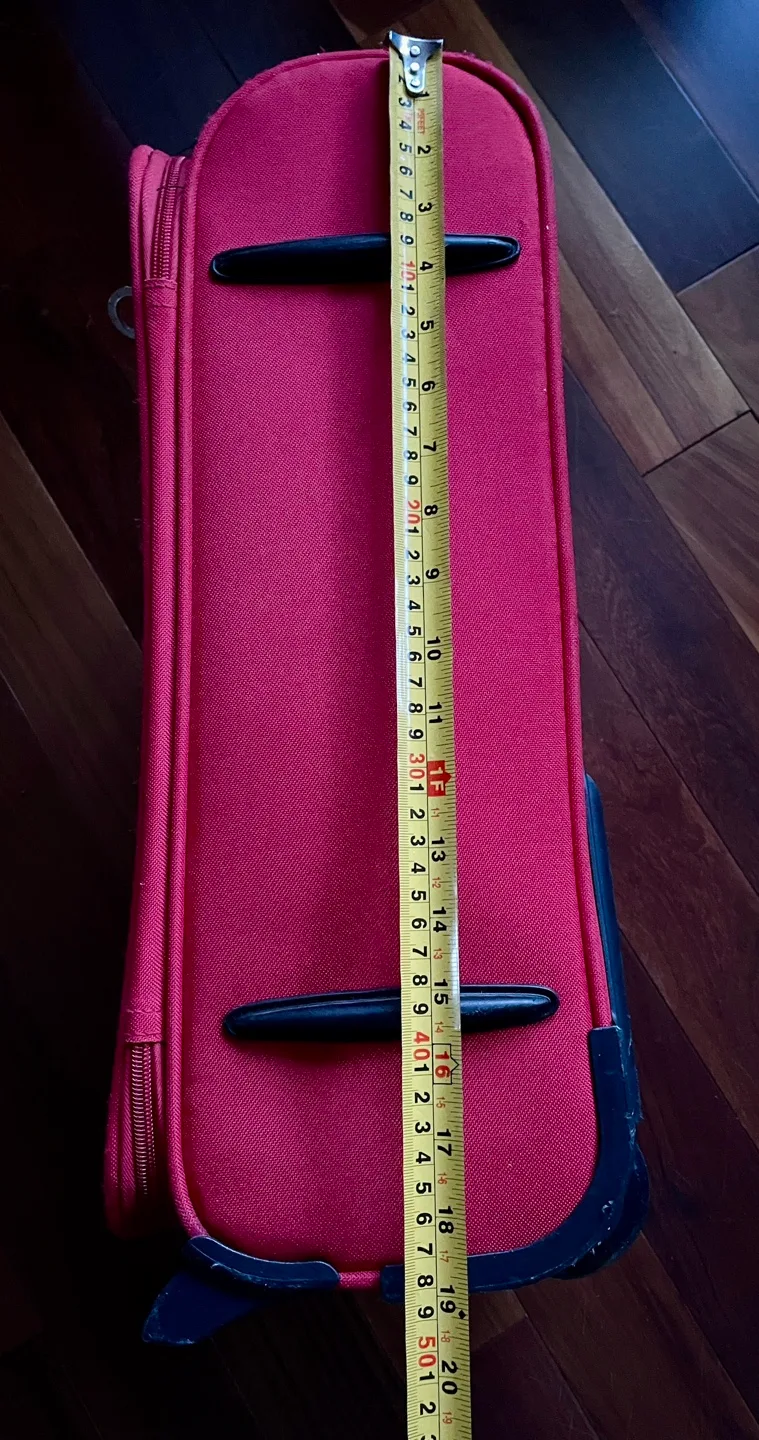 ELLE Carry-On Suitcase - Red image indicator(8)