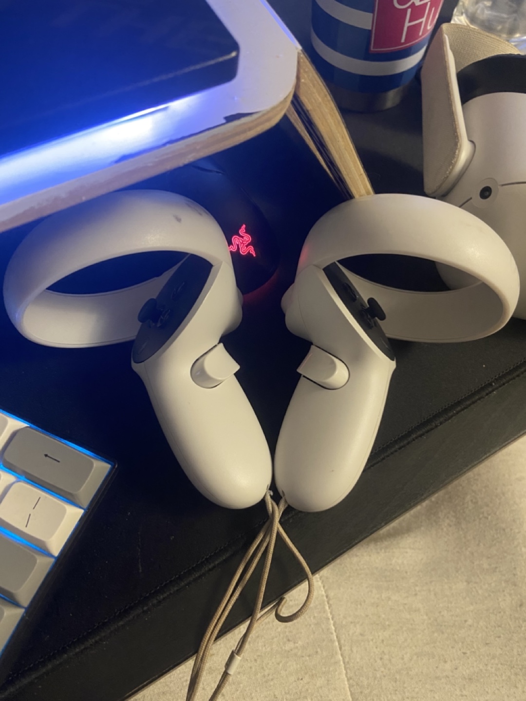 Meta Quest 2 VR Headset - photo 2