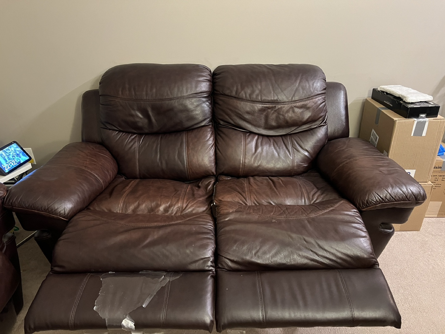 Brown Leather Recliner Set - photo 3