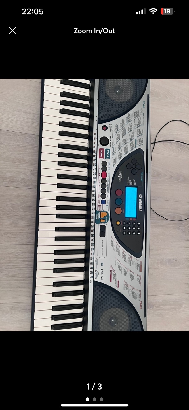 Yamaha PSR-E253 61-Key Portable Keyboard - photo 3