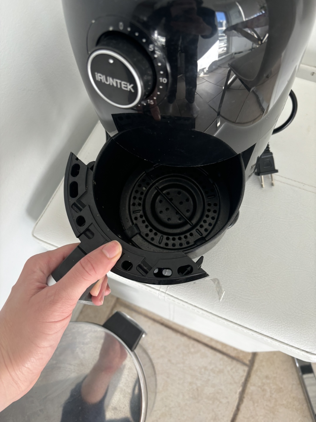 IRUNTEk Air Fryer - small