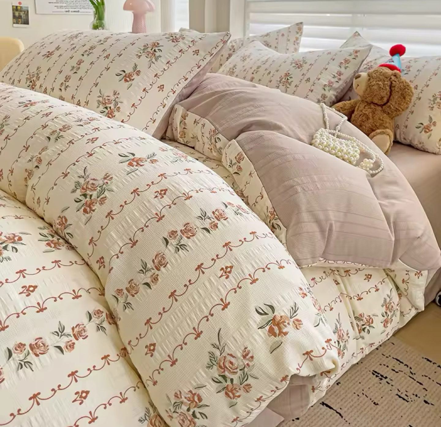 Floral Bedding Set - Brand New