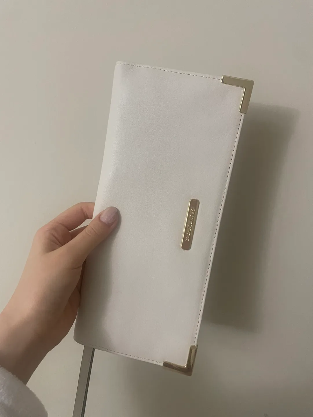 Michael Kors white leather wallet thumbnail