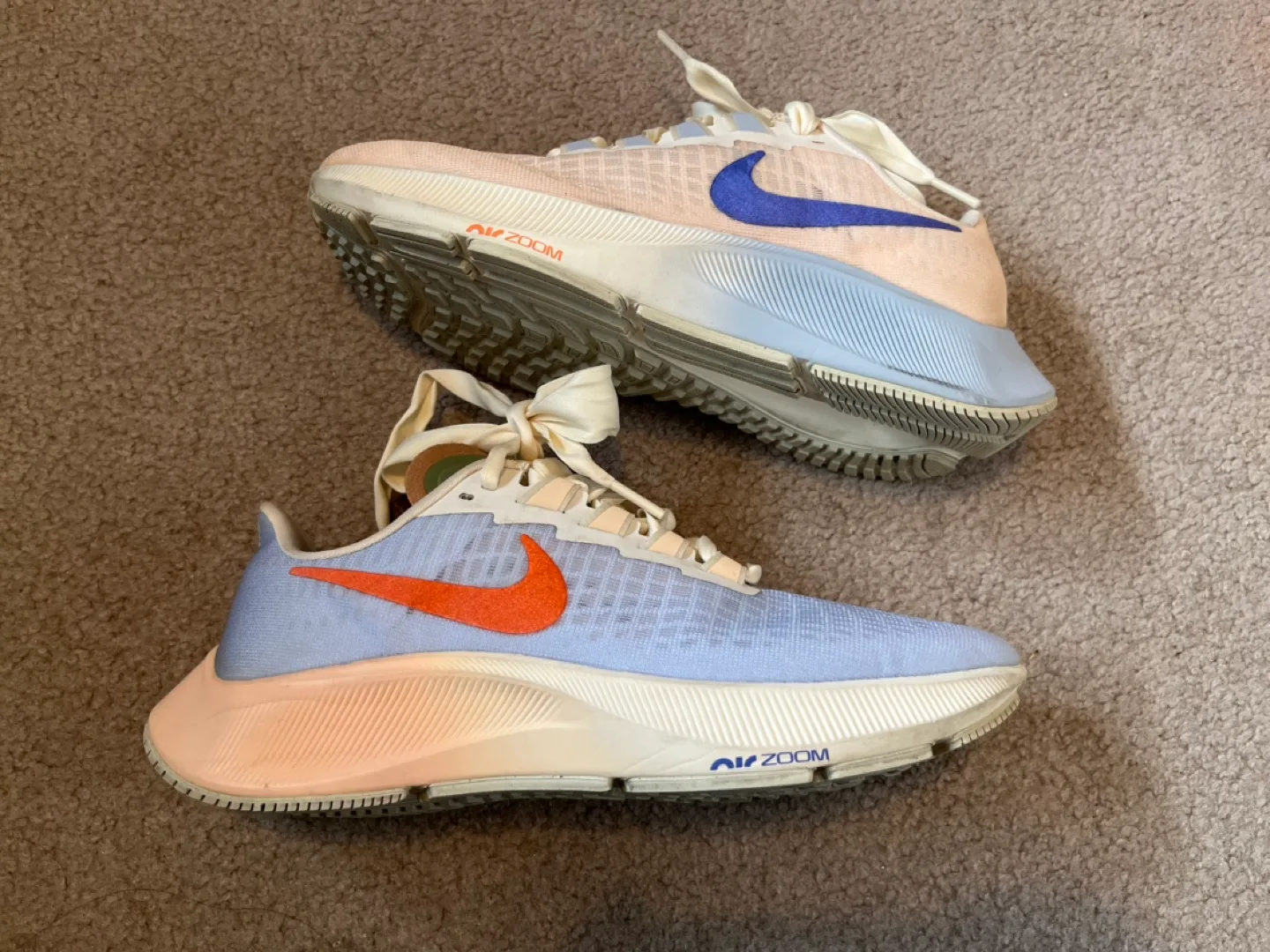 Nike Air Zoom Pegasus 37 Size 7US image indicator(3)