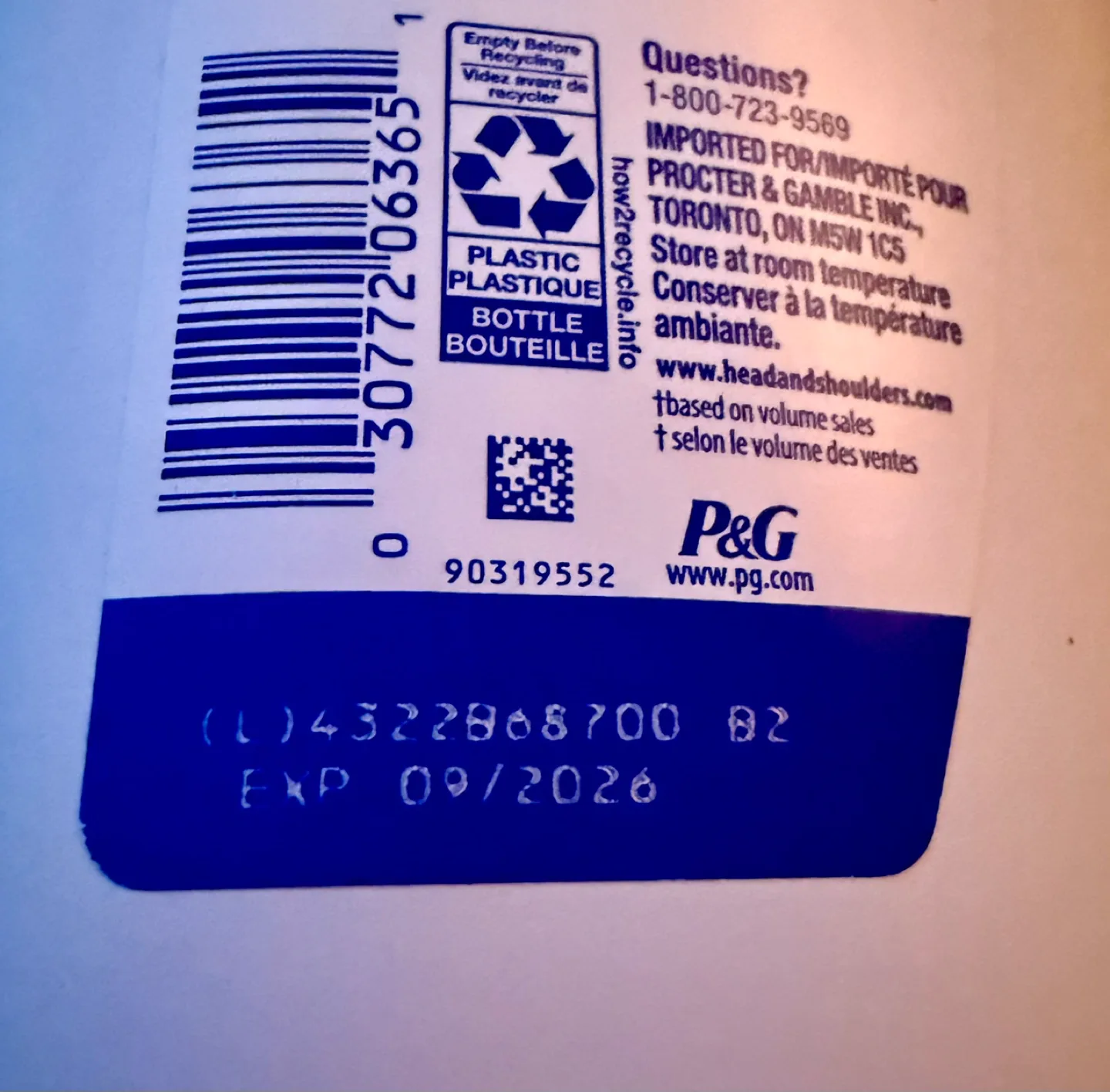 NEW Head & Shoulders Classic Clean 2 in 1 613 ml image indicator(4)