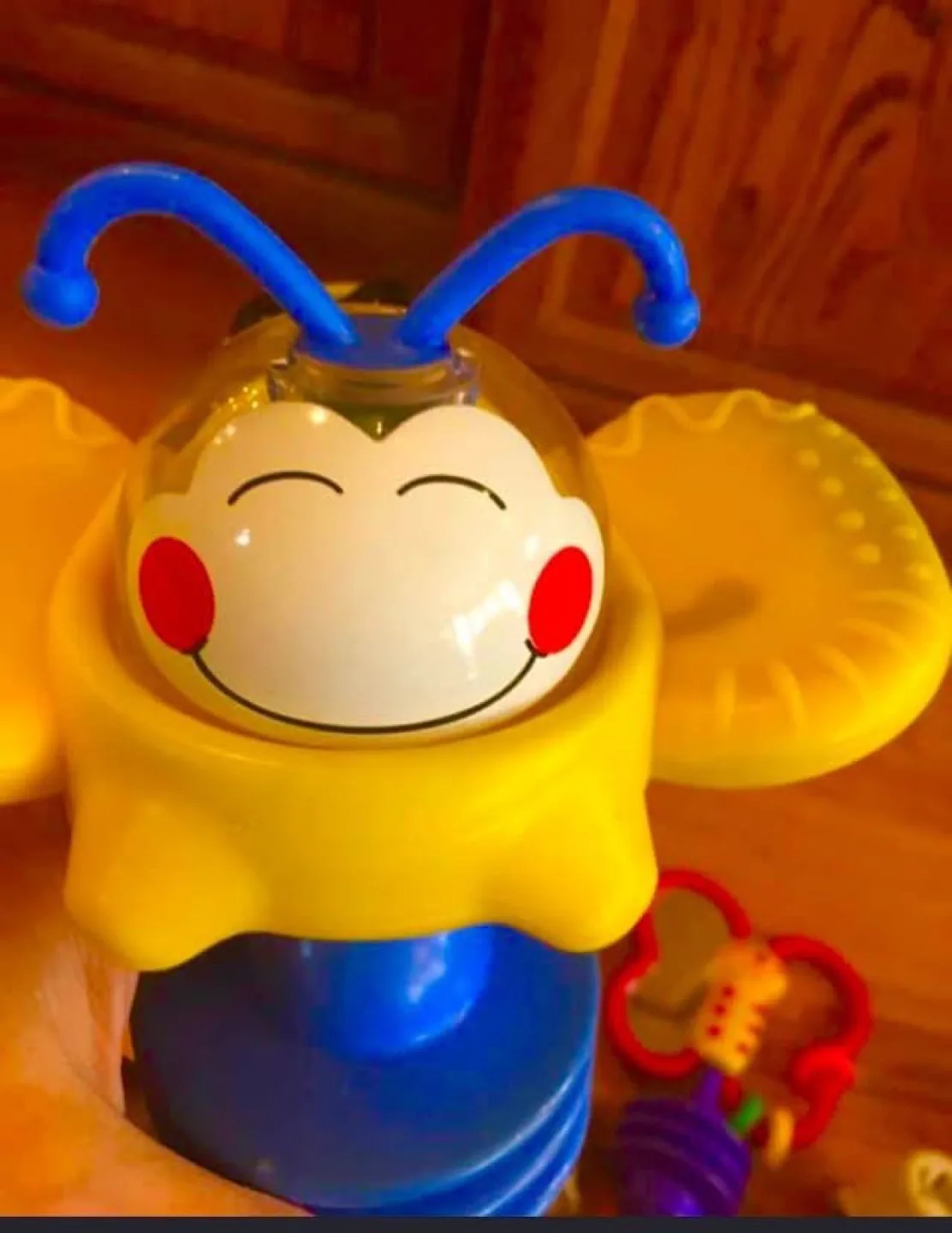 Universal high chair toys   Keeps food off the floor image indicator(5)