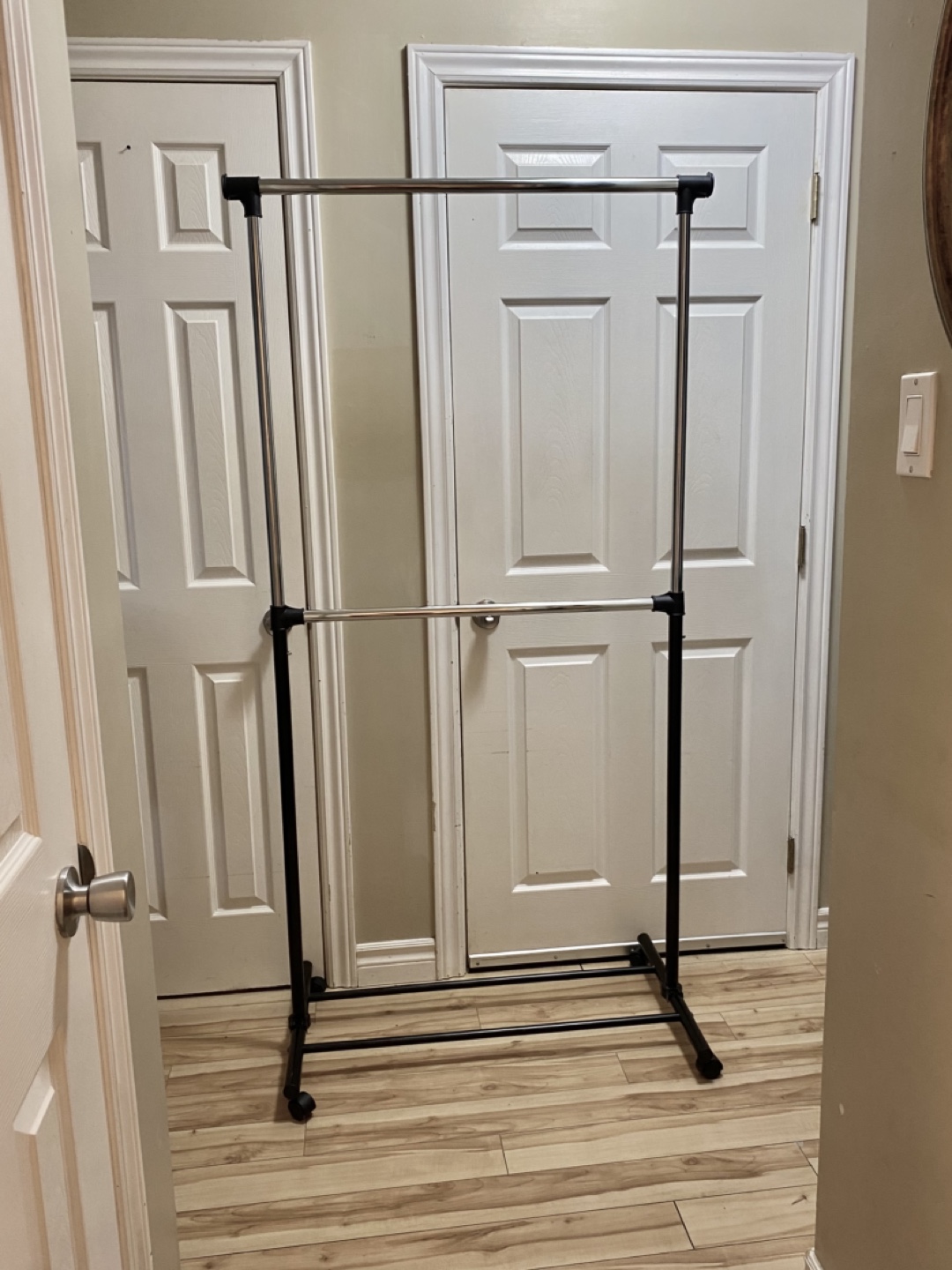 2 Tier Garment Rack - photo 4