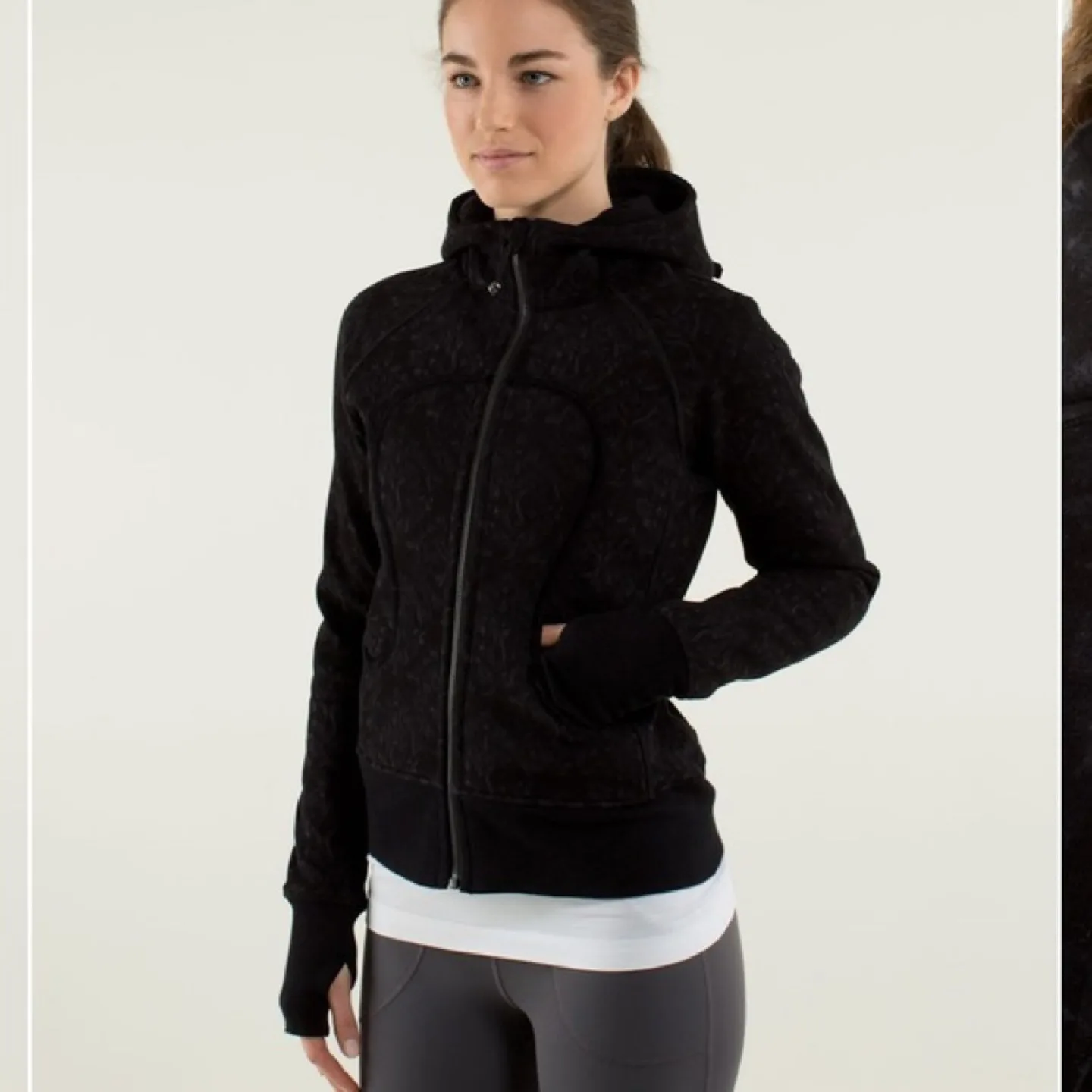 Lululemon Scuba Hoodie - Beautiful Baroque Black image indicator(5)