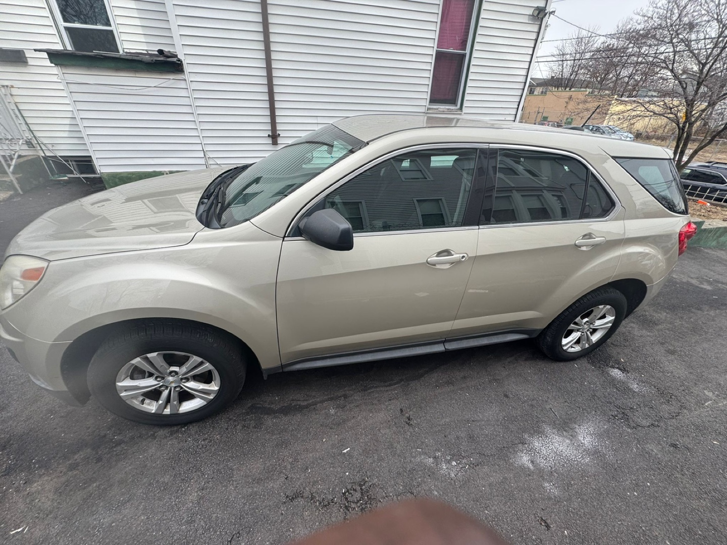 2015 Chevrolet Equinox - Great Condition - photo 3