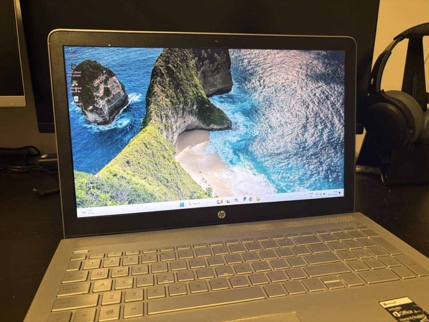 HP Laptop - 8th Gen Intel Core i5, NVIDIA GeForce