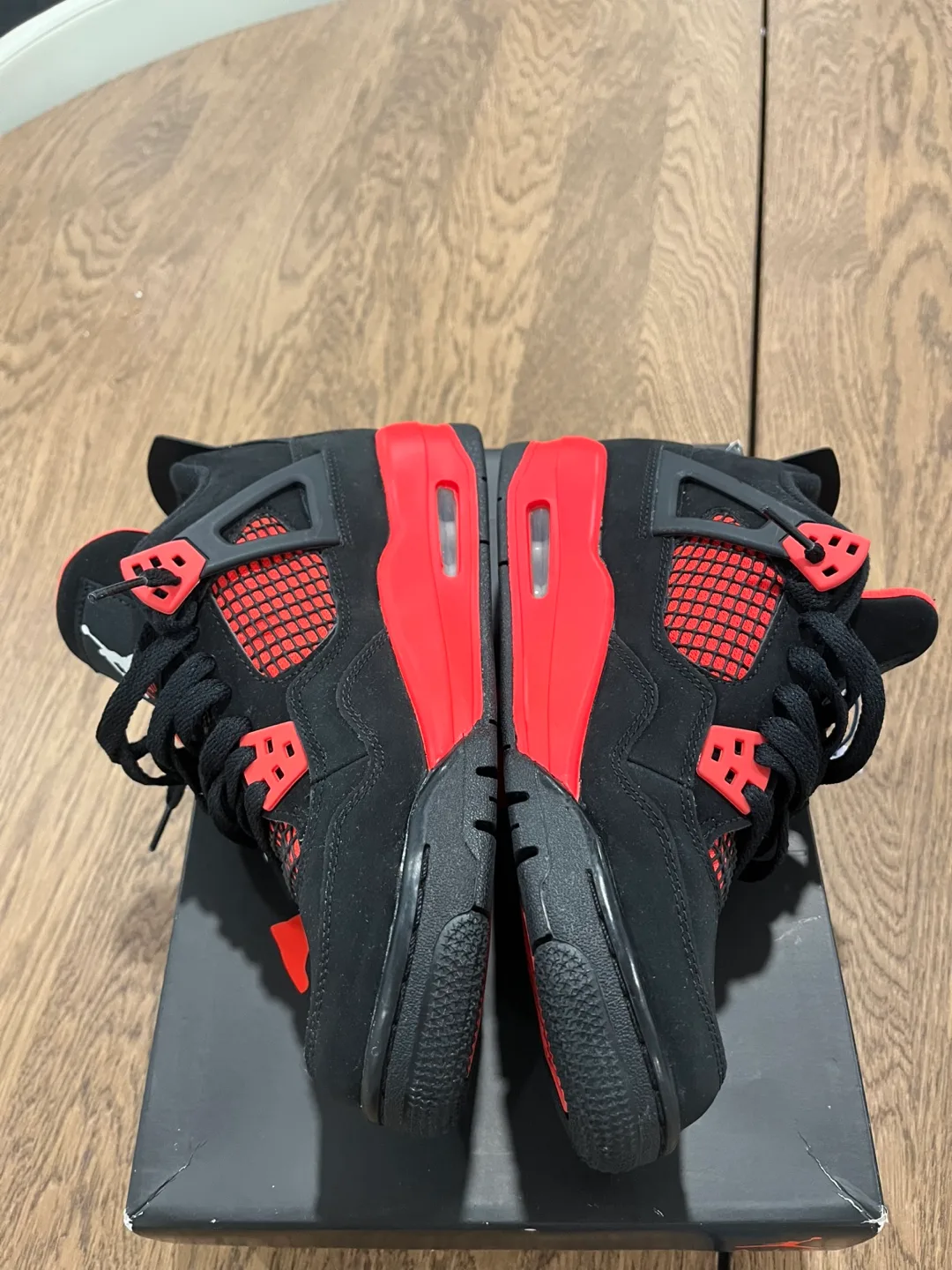Jordan 4 Red Thunder Size 6y image indicator(3)