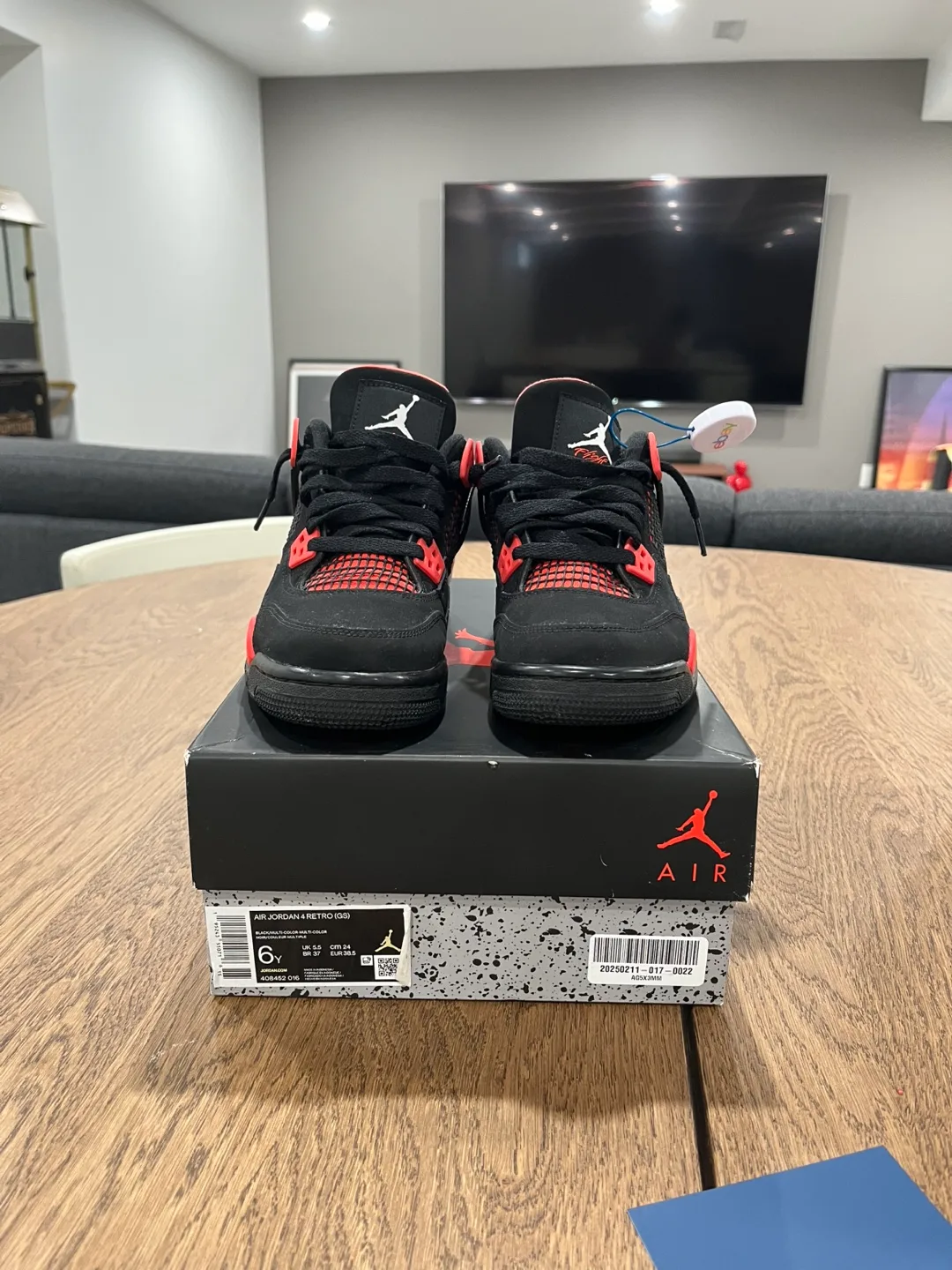 Jordan 4 Red Thunder Size 6y image indicator(2)