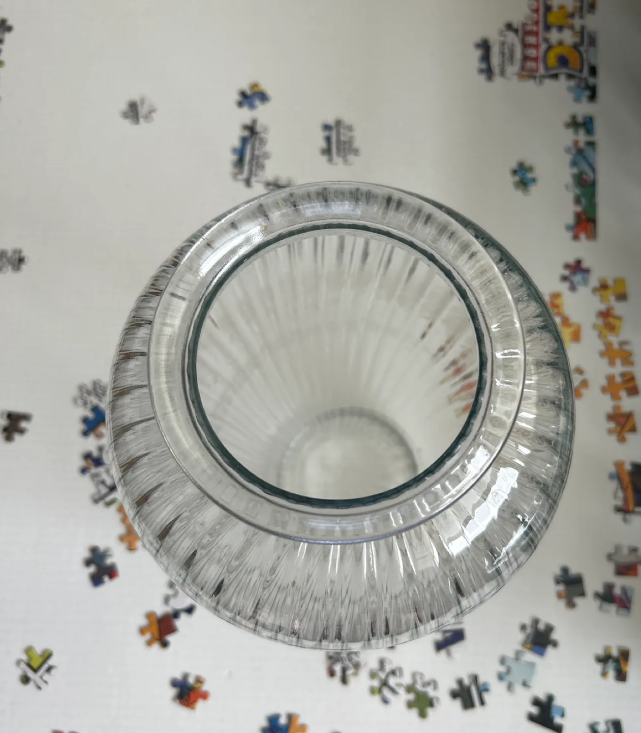 Clear Glass Ribbed Vase image indicator(4)