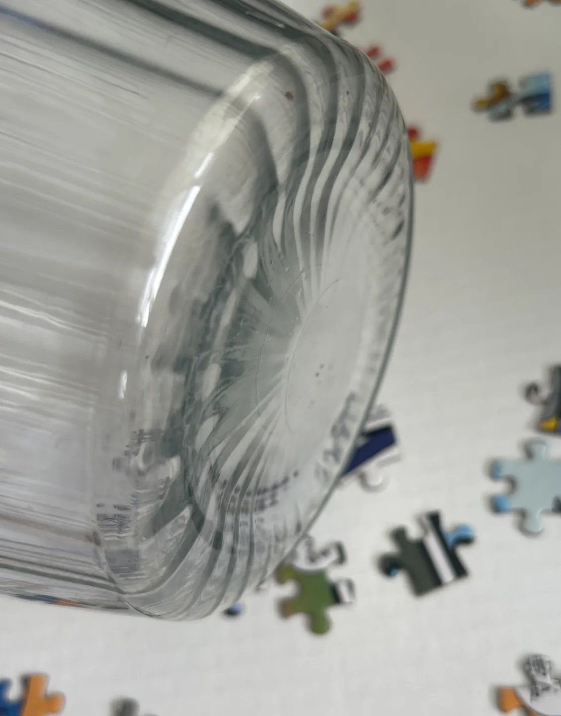 Clear Glass Ribbed Vase image indicator(6)