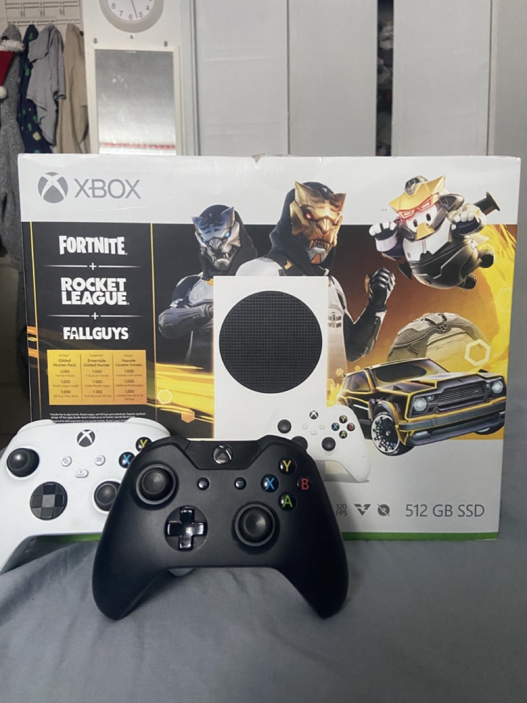 Xbox Series S Console + 2 Controllers